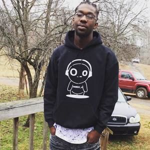 Meet your Posher, Raeshon